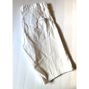 NWOT White Calvin Klein Shorts Size 28/6